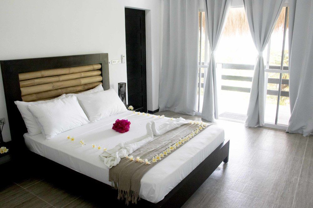 Blanco Beach Resort Malapascua Ngoại thất bức ảnh