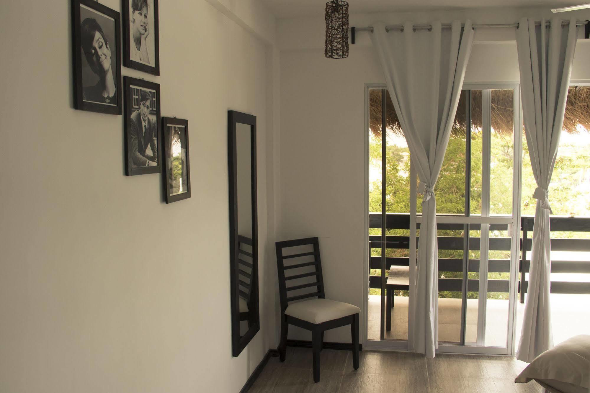 Blanco Beach Resort Malapascua Ngoại thất bức ảnh