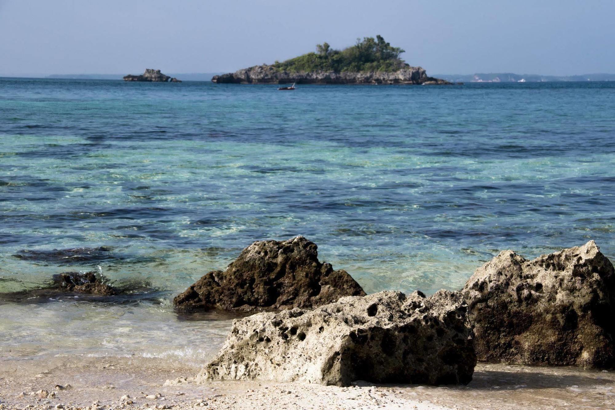 Blanco Beach Resort Malapascua Ngoại thất bức ảnh